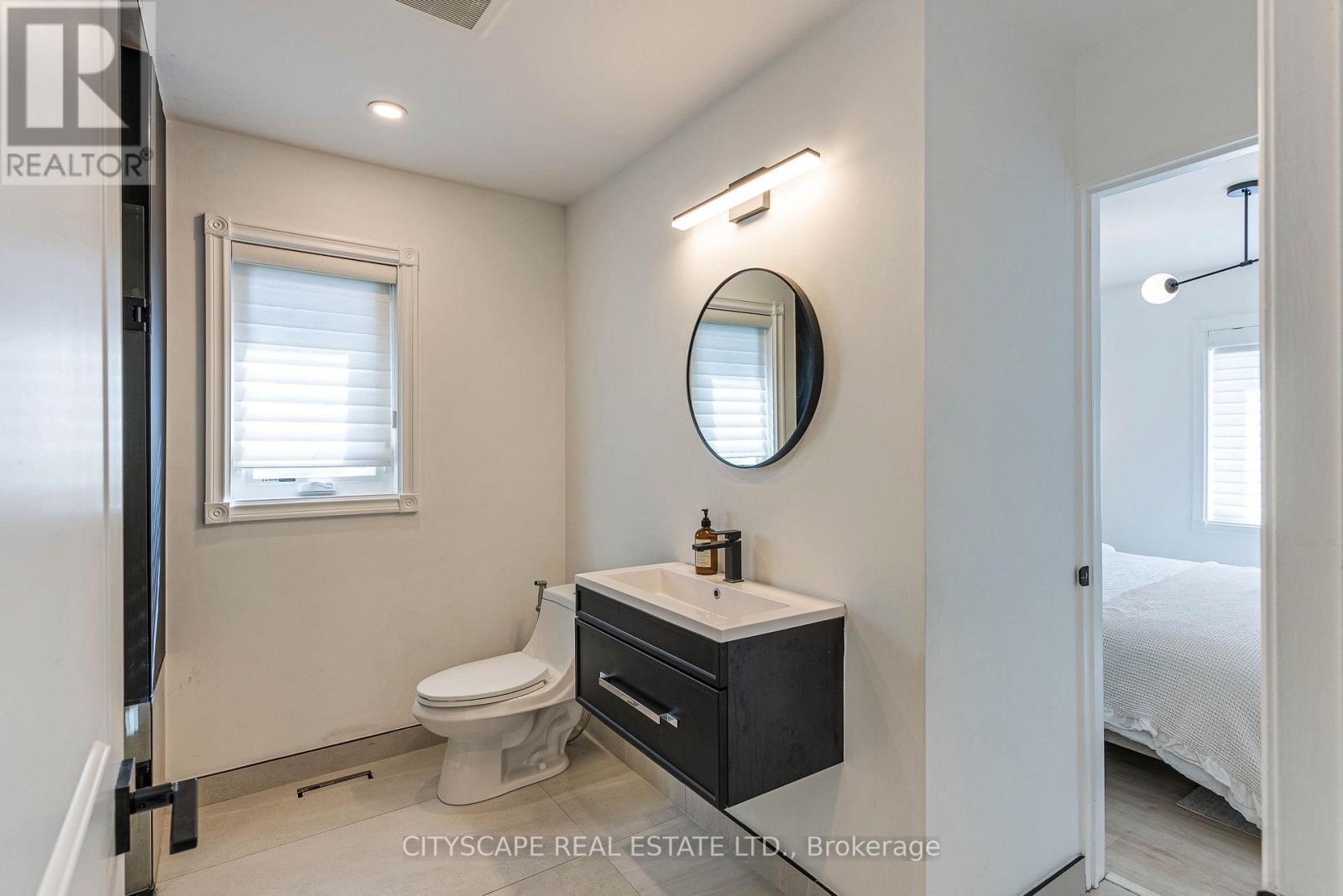 4582 Badminton Drive, Mississauga, Ontario  L5M 3H6 - Photo 33 - W13679362