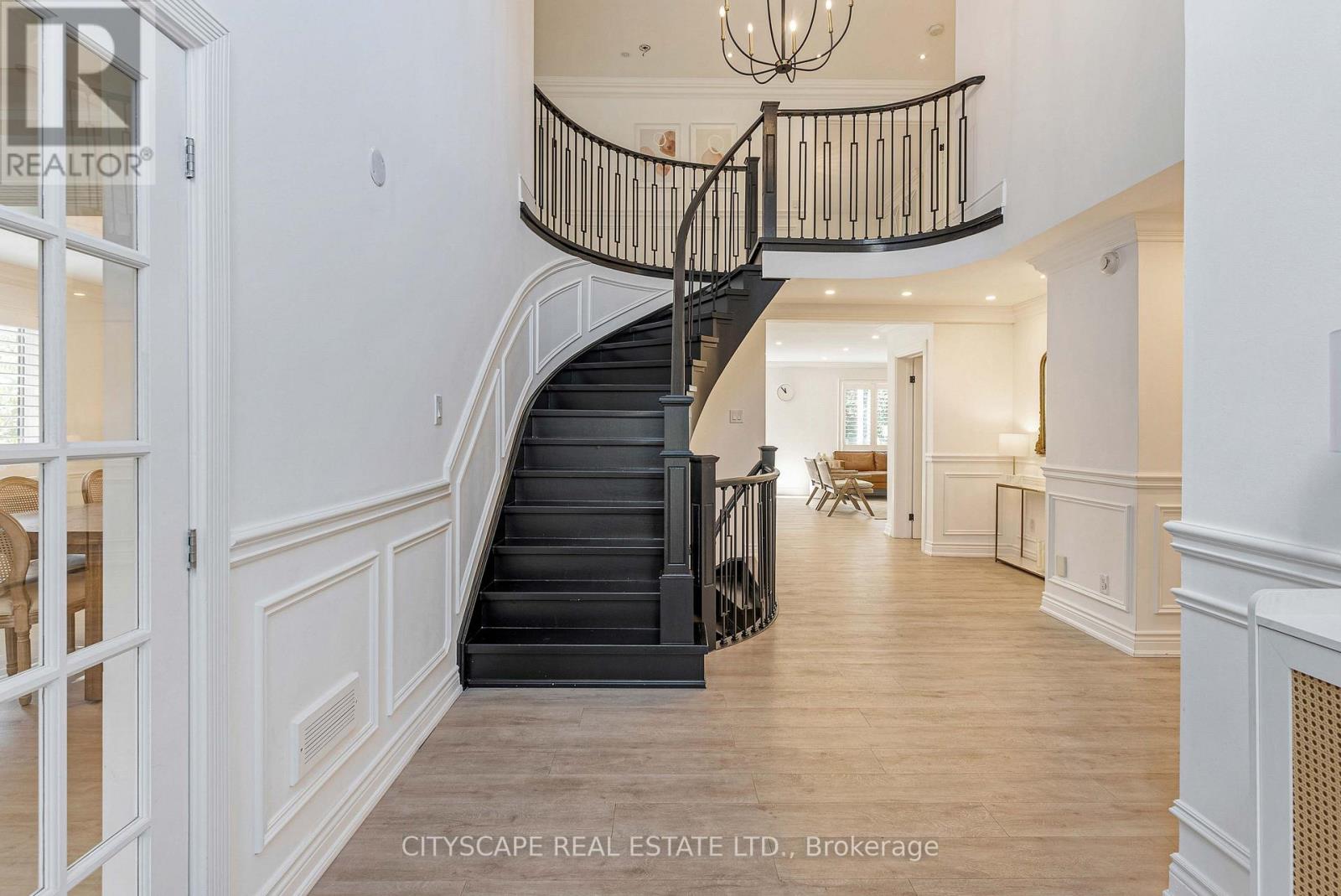 4582 Badminton Drive, Mississauga, Ontario  L5M 3H6 - Photo 5 - W13679362