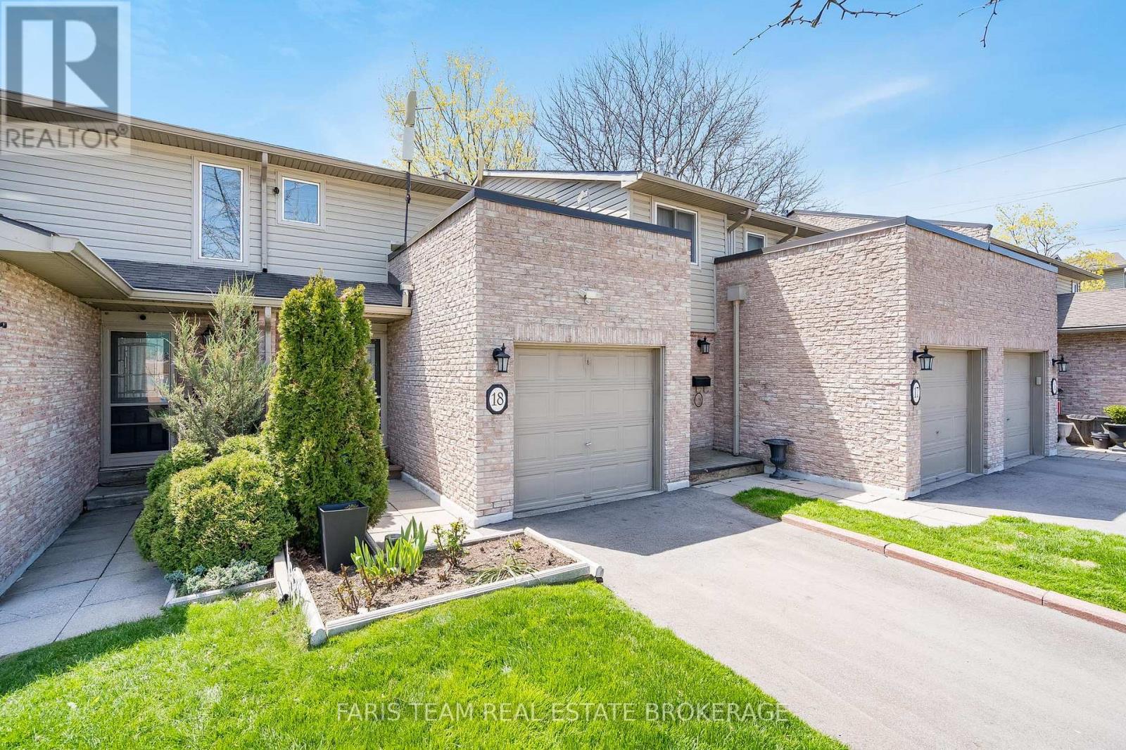 18 - 2075 Asta Drive, Mississauga, Ontario  L5A 2T5 - Photo 3 - W13679372