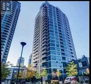 223 Webb Drive, Mississauga, Ontario  L5B 0E8 - Photo 2 - W13679384