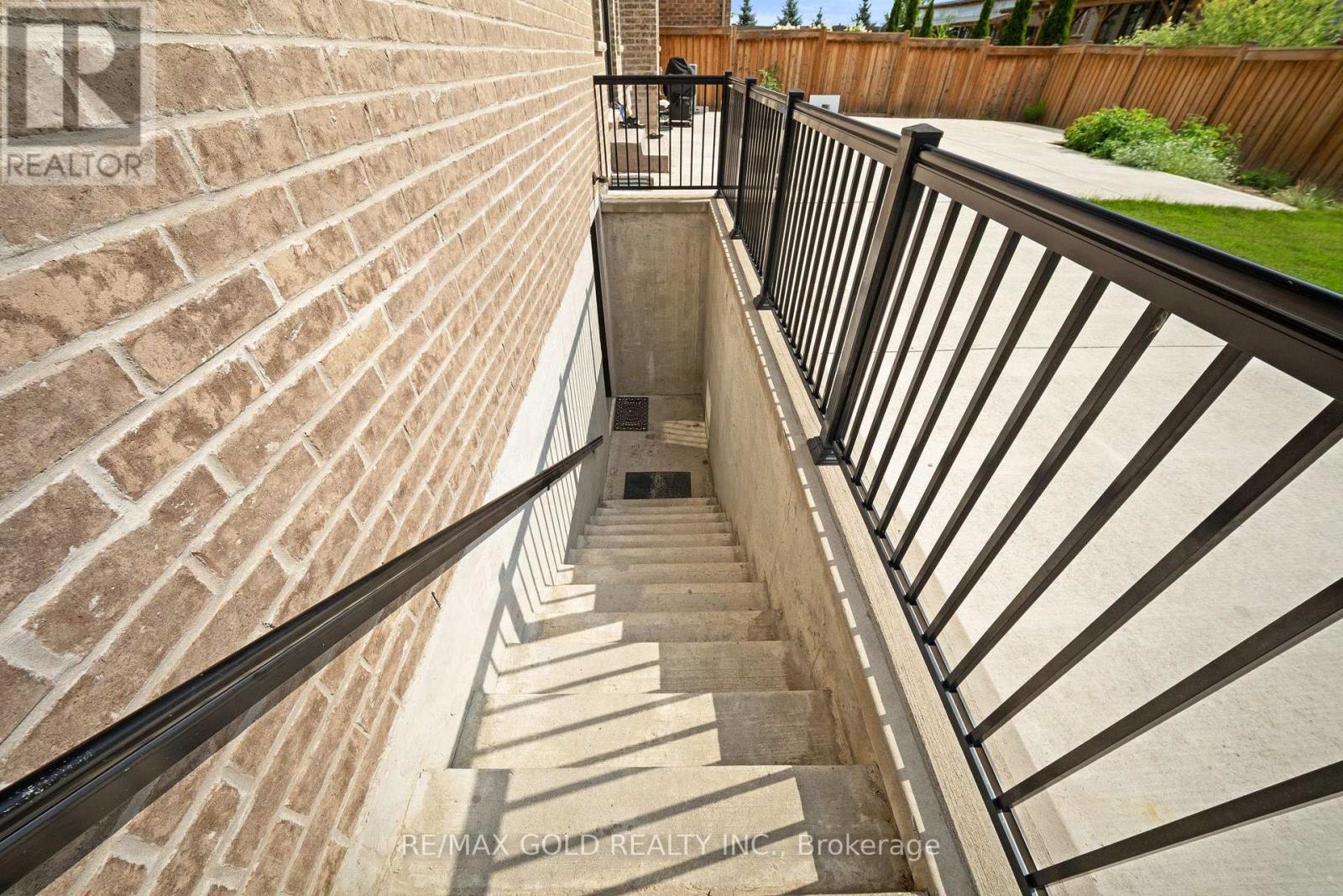 5 Anatolia Street, Brampton, Ontario  L6P 4L3 - Photo 48 - W13679402