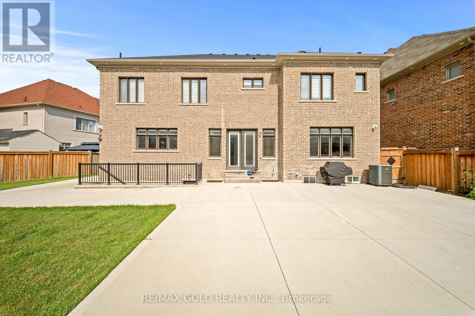 5 Anatolia Street, Brampton, Ontario  L6P 4L3 - Photo 49 - W13679402