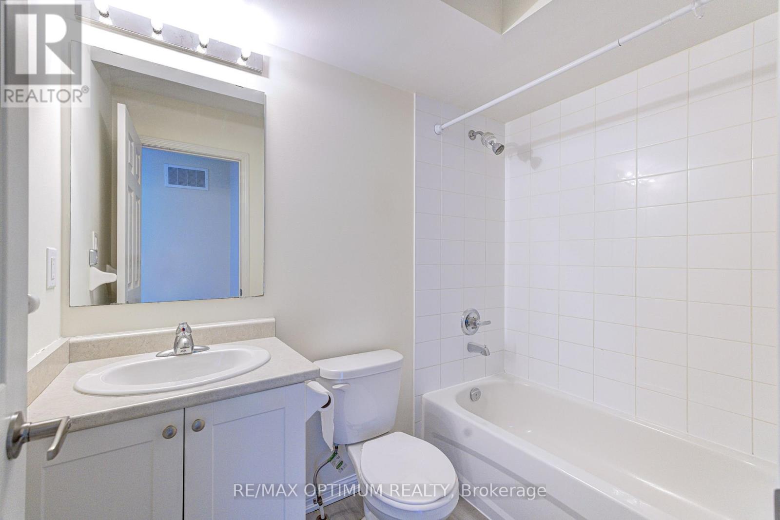 307 - 250 Sunny Meadow Boulevard, Brampton, Ontario L6R 3Y6 - Photo 15 - W13679410