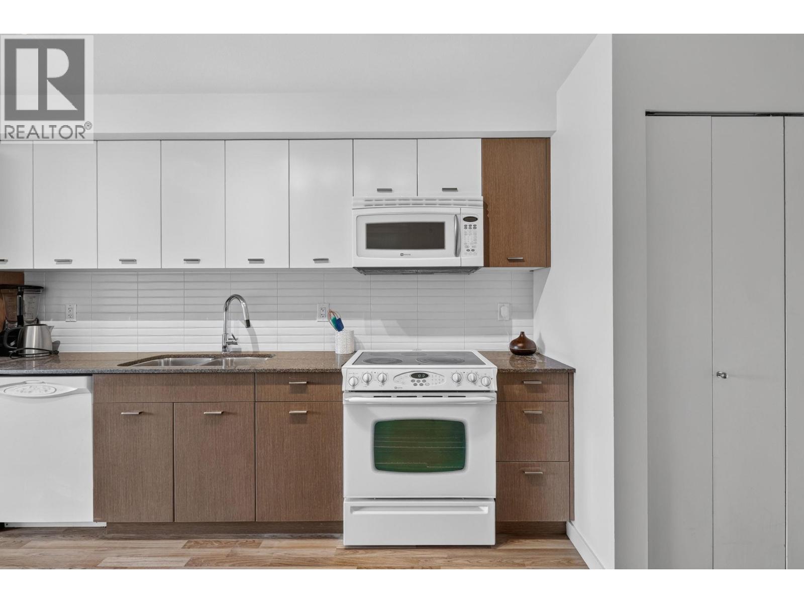 1550 Dickson Avenue Unit# 306, Kelowna, British Columbia  V1Y 9Y8 - Photo 7 - 10397757
