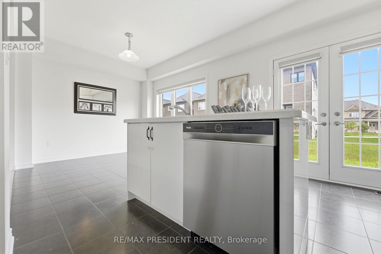 10 Poole Street, Brantford, Ontario  N3V 0B1 - Photo 17 - X13679388
