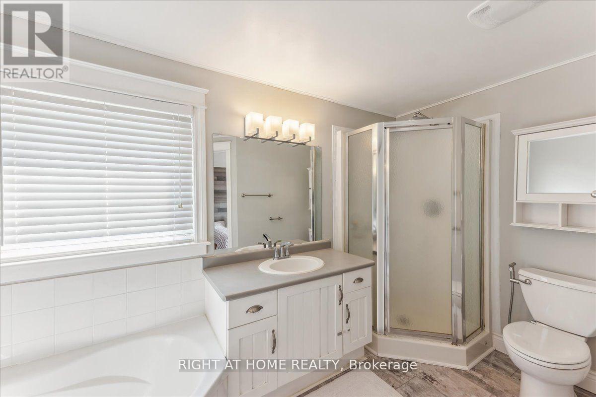 223 Grey Fox Drive, Kitchener, Ontario  N2E 3N7 - Photo 18 - X13679396