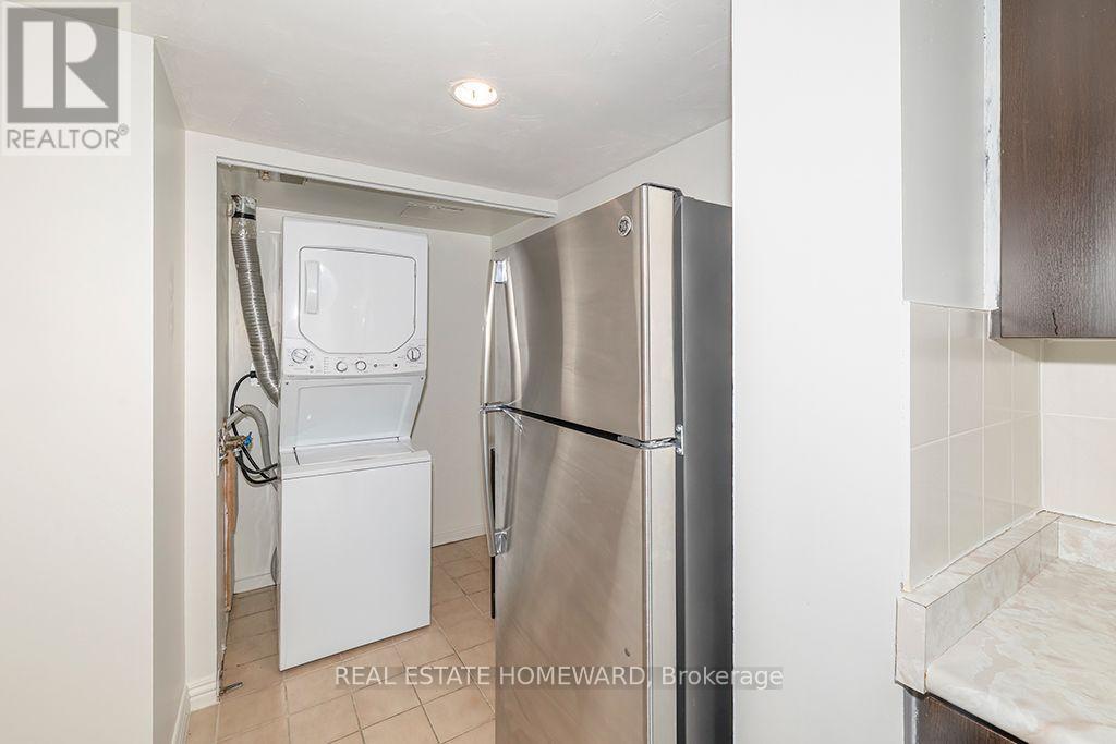 #1210 - 15 Maitland Place, Toronto, Ontario M4Y 2X3 - Photo 7 - C13147188
