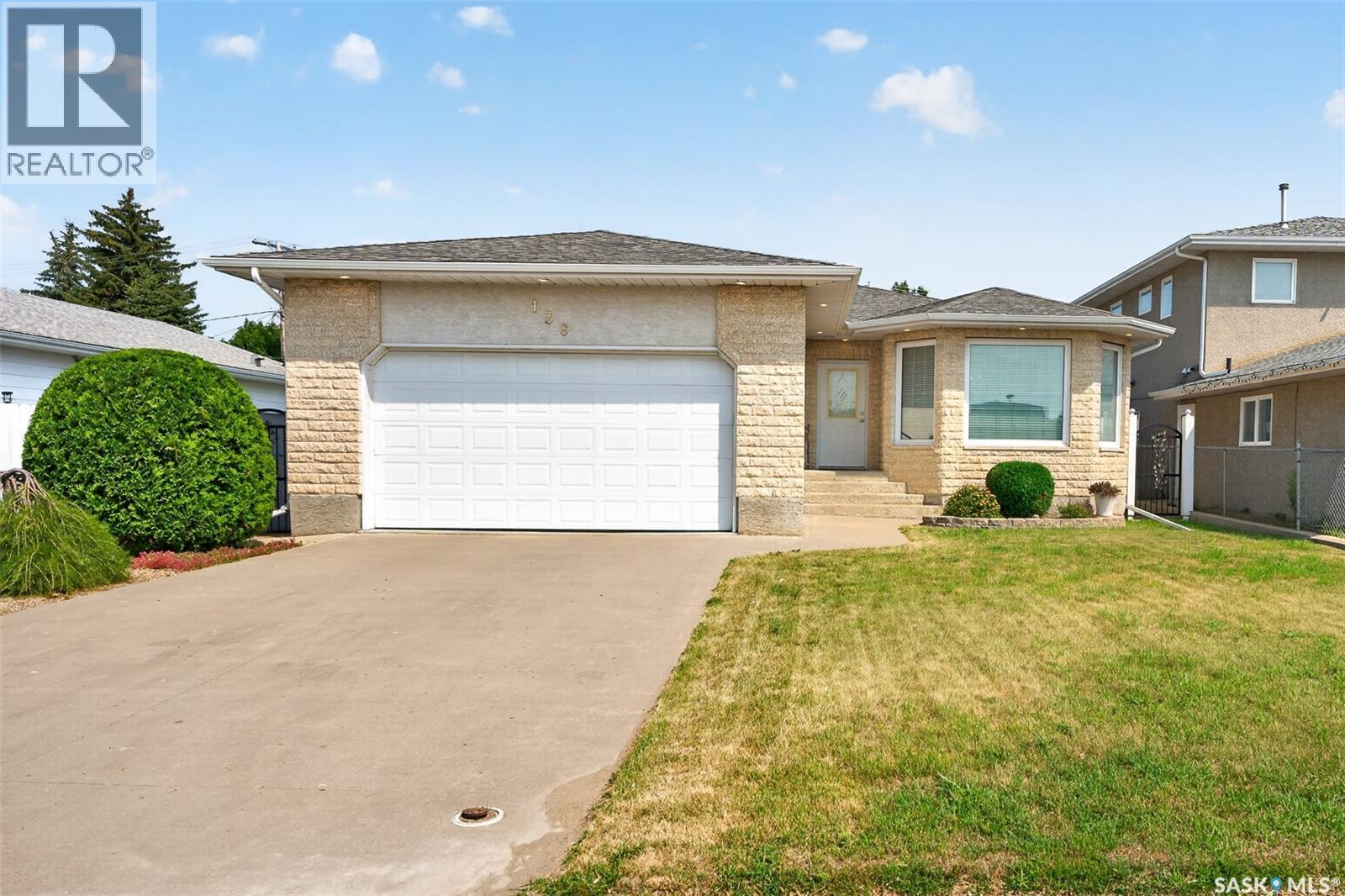 138 Athabasca Street W, Moose Jaw, Saskatchewan  S6H 2B7 - Photo 64 - SK043413