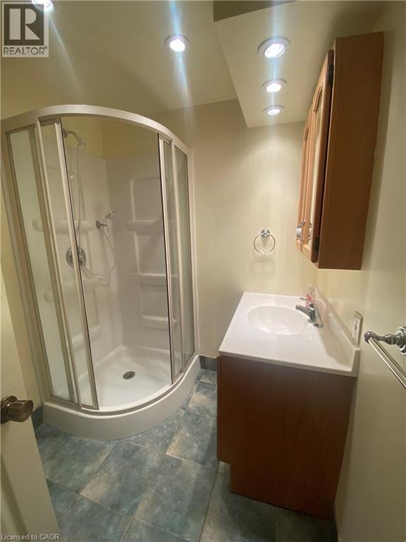 4 Sunhaven Court, Stoney Creek, Ontario  L8G 4G7 - Photo 19 - 40855368