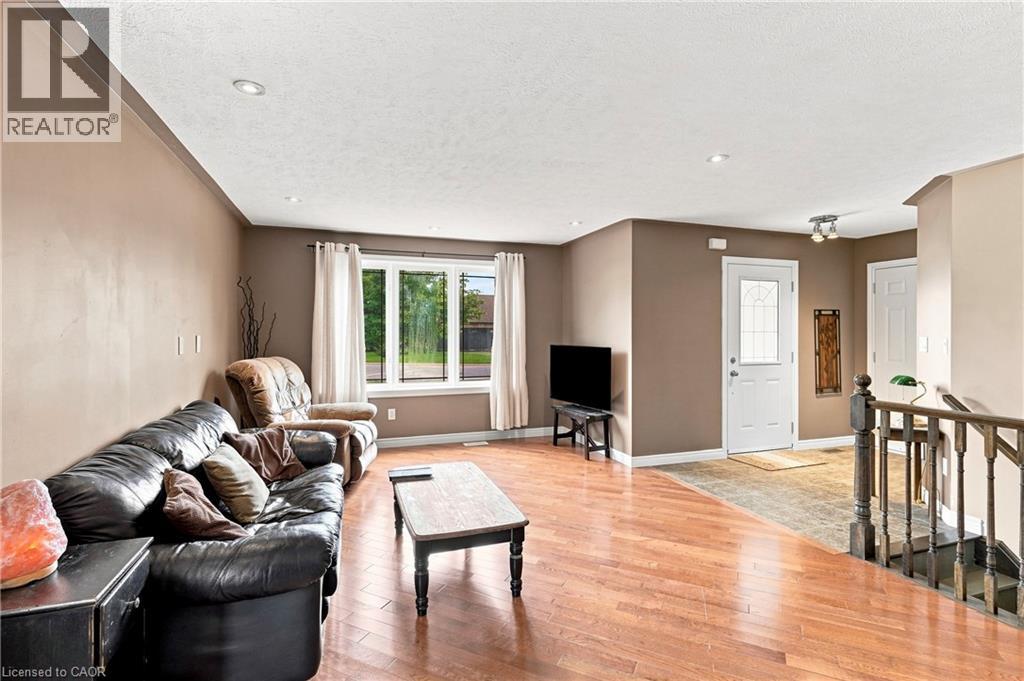 30 Leslie Street, Jarvis, Ontario  N0A 1J0 - Photo 7 - 40855698
