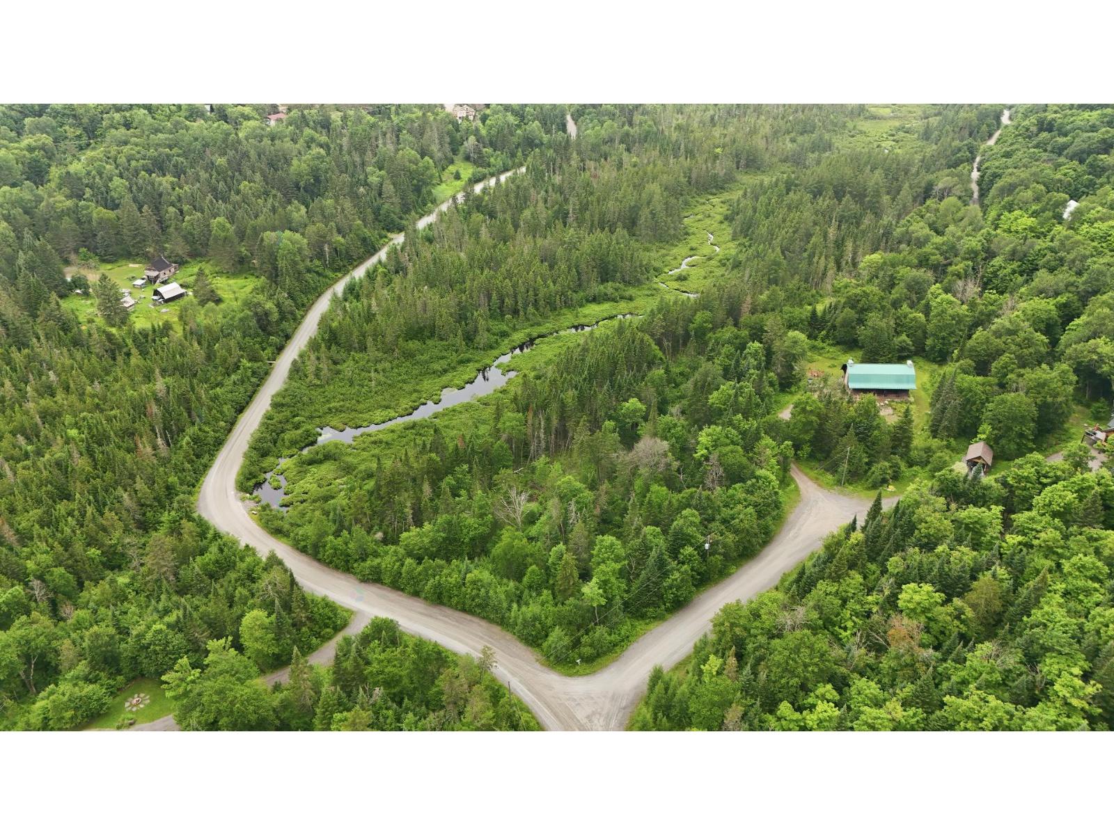Ch. des Lilas Lac-Supérieur Quebec Canada J0T1P0 2