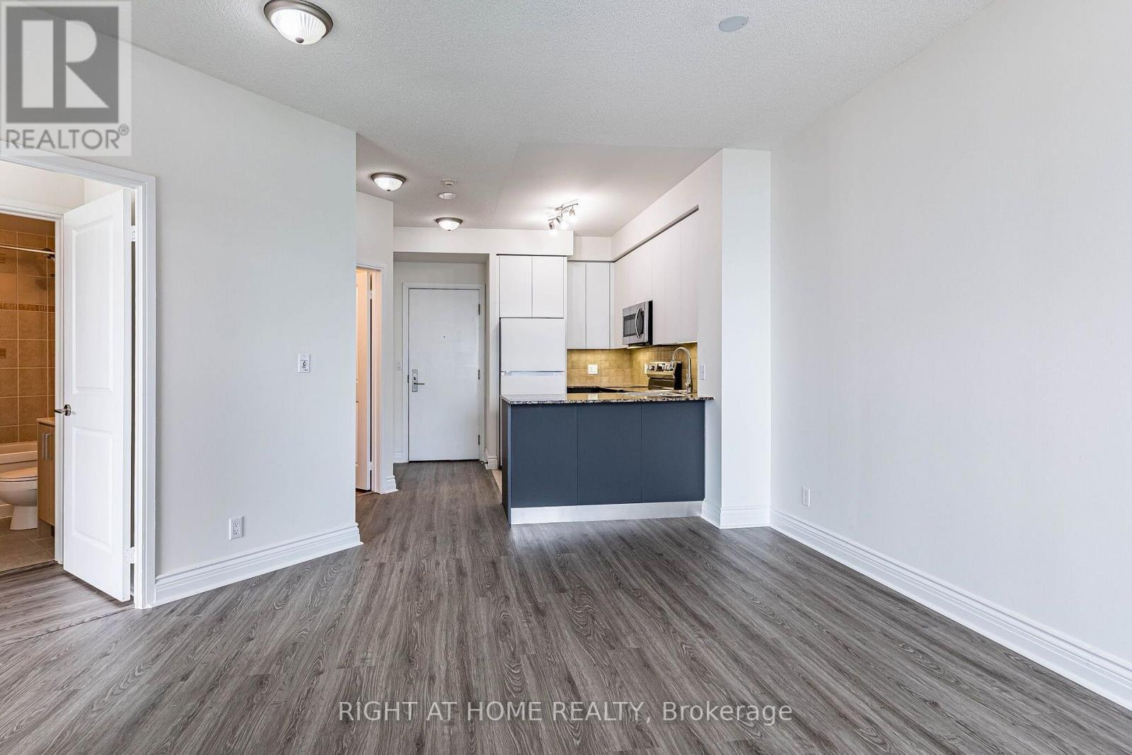 2302 - 80 Absolute Avenue, Mississauga, Ontario  L4Z 0A5 - Photo 17 - W13679414