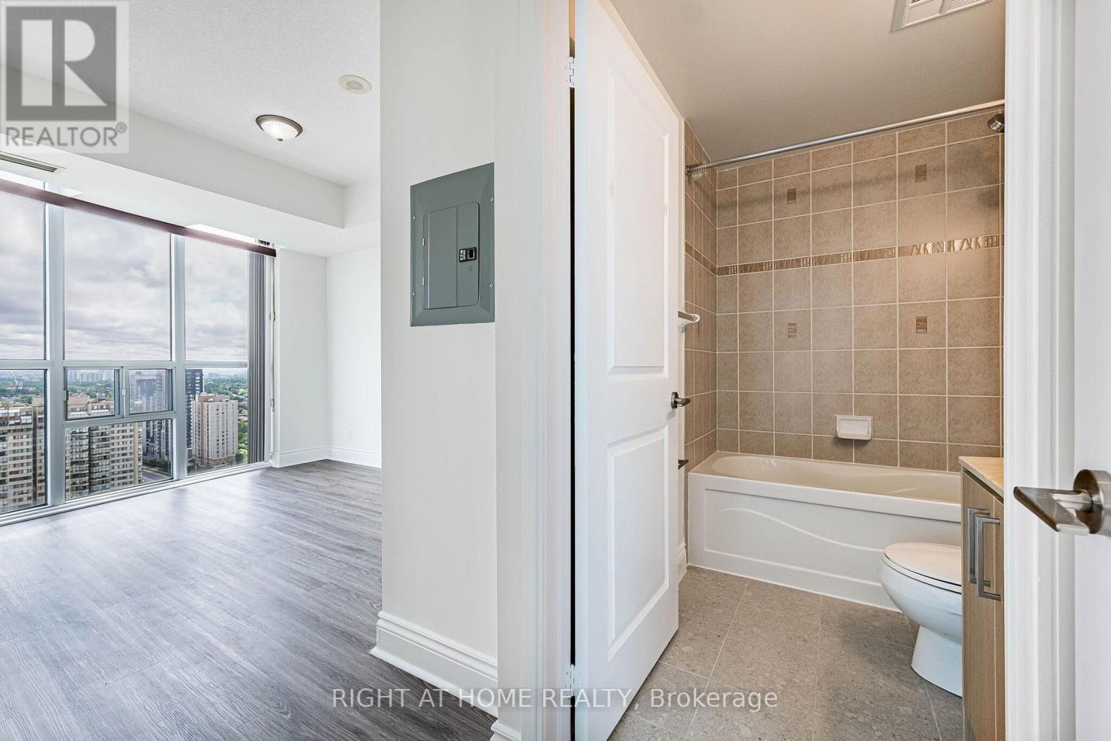 2302 - 80 Absolute Avenue, Mississauga, Ontario  L4Z 0A5 - Photo 25 - W13679414