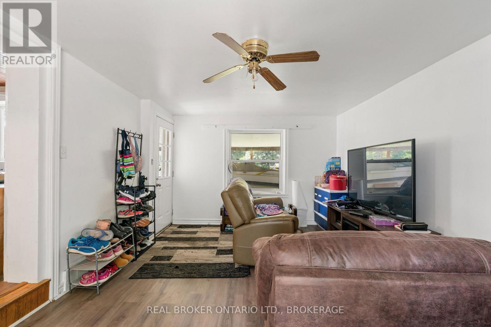 15631 Manning Road, South Stormont, Ontario K0C 1M0 - Photo 5 - X13679464