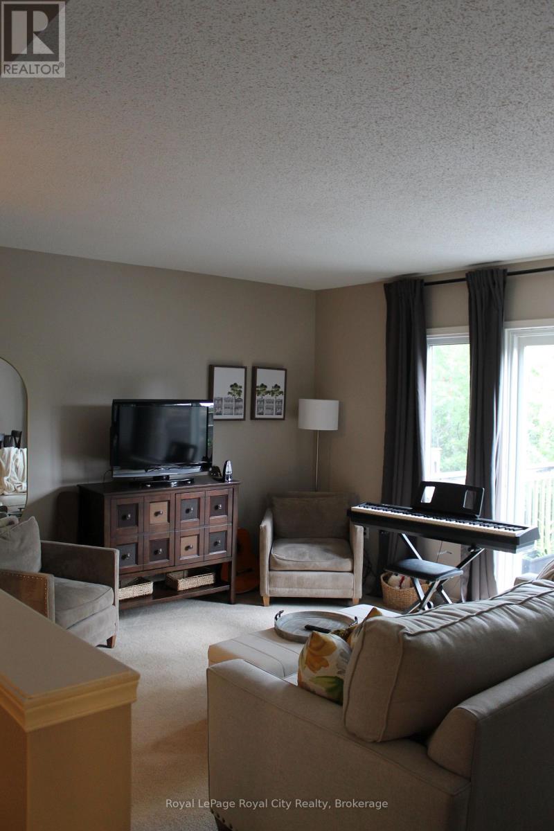41 - 151 Clairfields Drive E, Guelph (Pineridge/westminster Woods), Ontario  N1L 1P5 - Photo 3 - X13679458