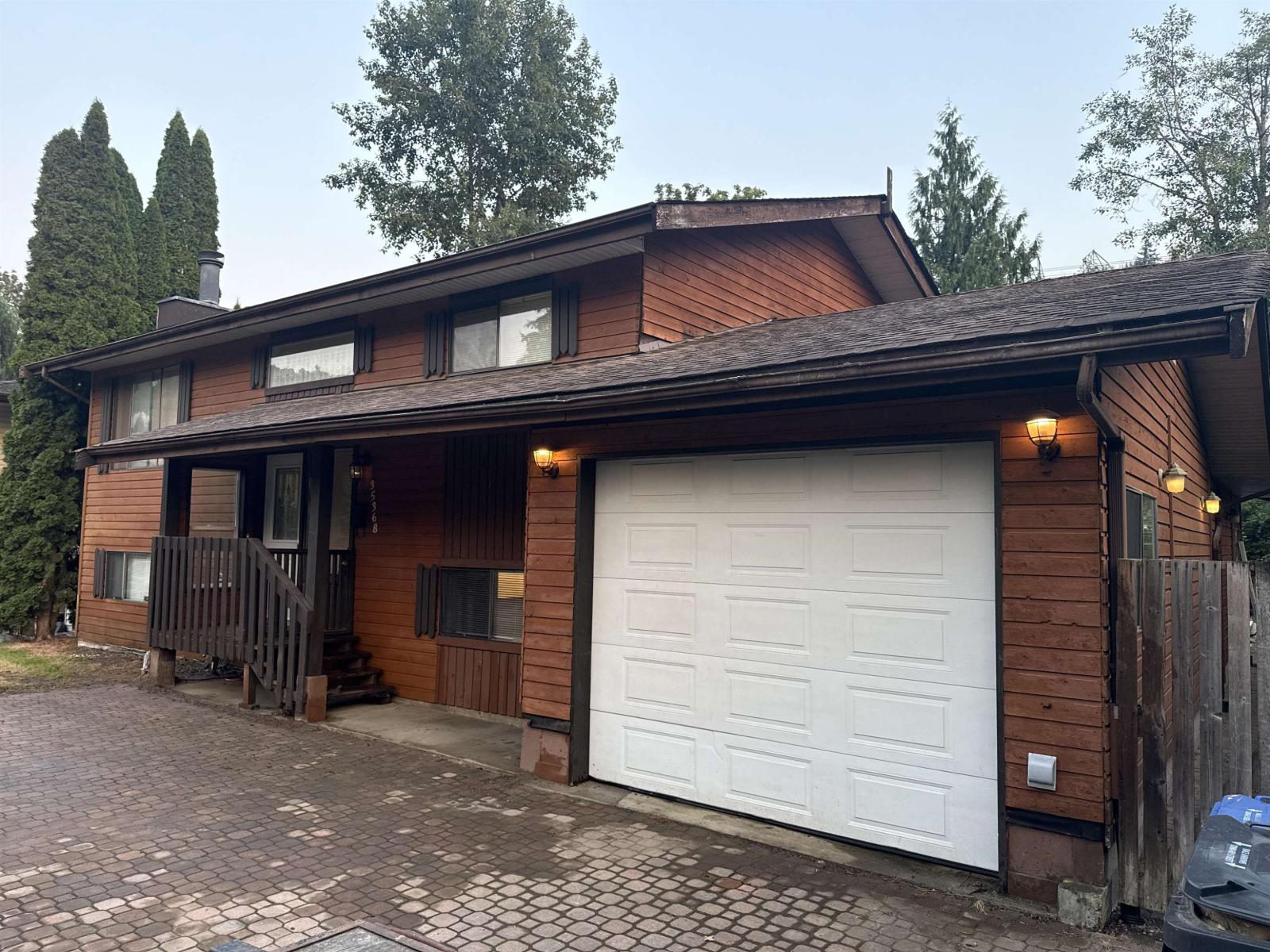 35368 Wells Gray Avenue, Abbotsford, British Columbia  V2S 5W9 - Photo 2 - R3153551