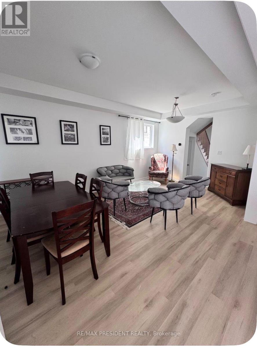 57 Lower Street, Barrie, Ontario  L9J 1B3 - Photo 3 - S13679422
