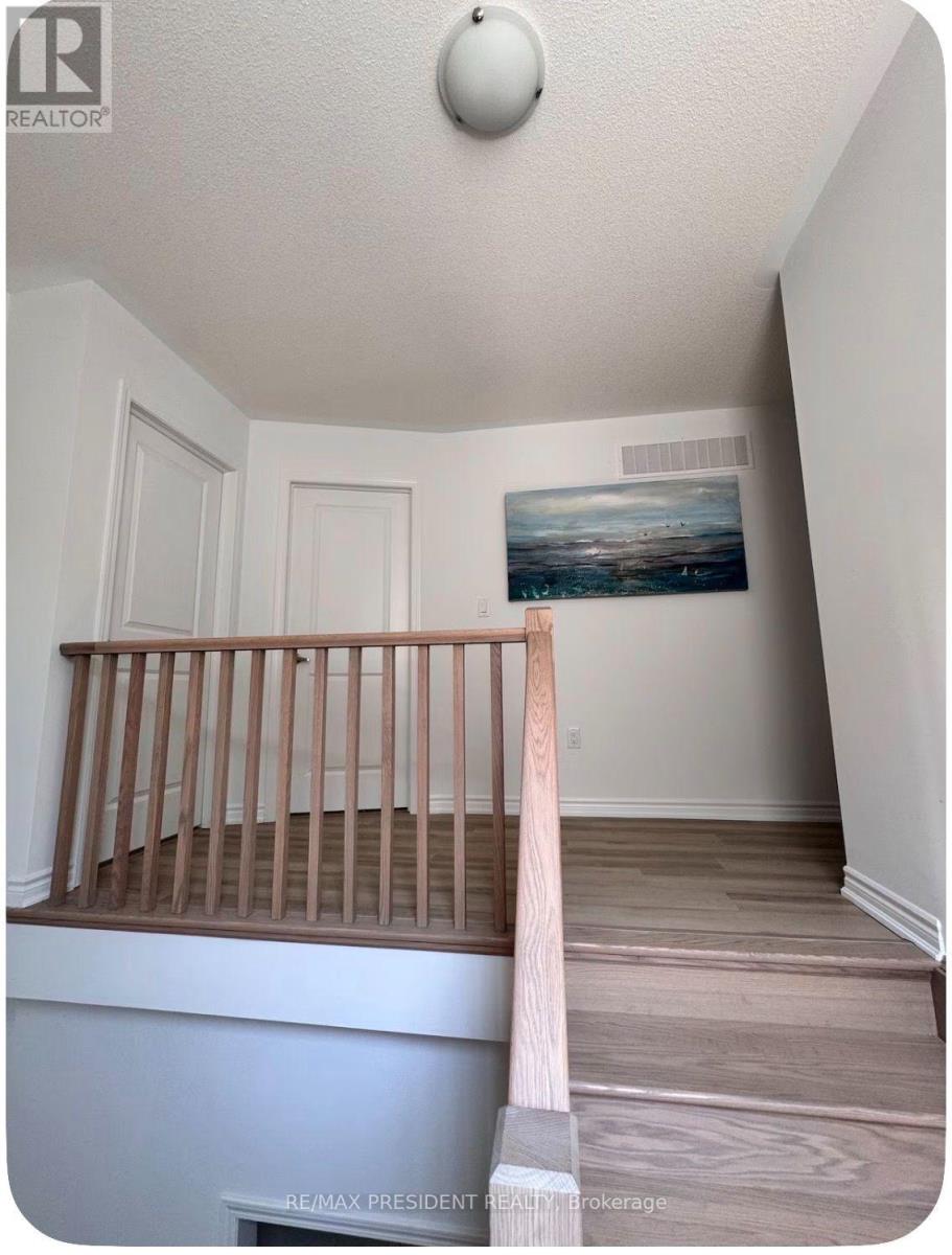 57 Lower Street, Barrie, Ontario  L9J 1B3 - Photo 8 - S13679422