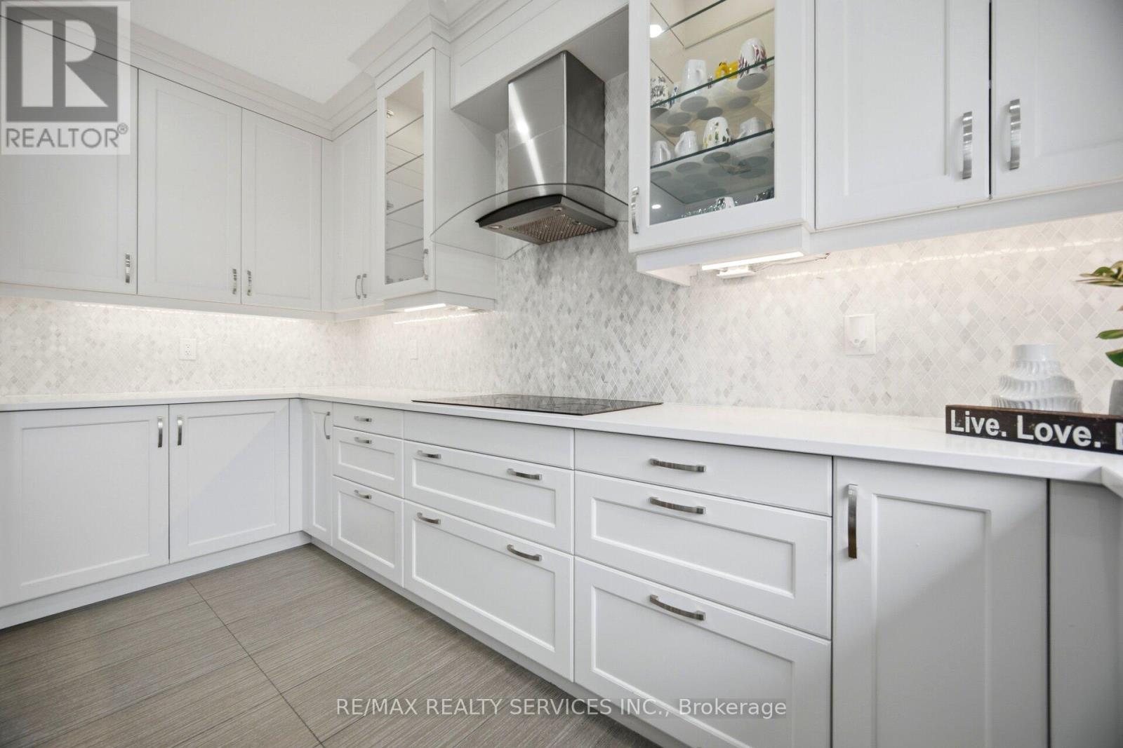 1 Adamsville Road, Brampton, Ontario  L6X 1H7 - Photo 13 - W13679420