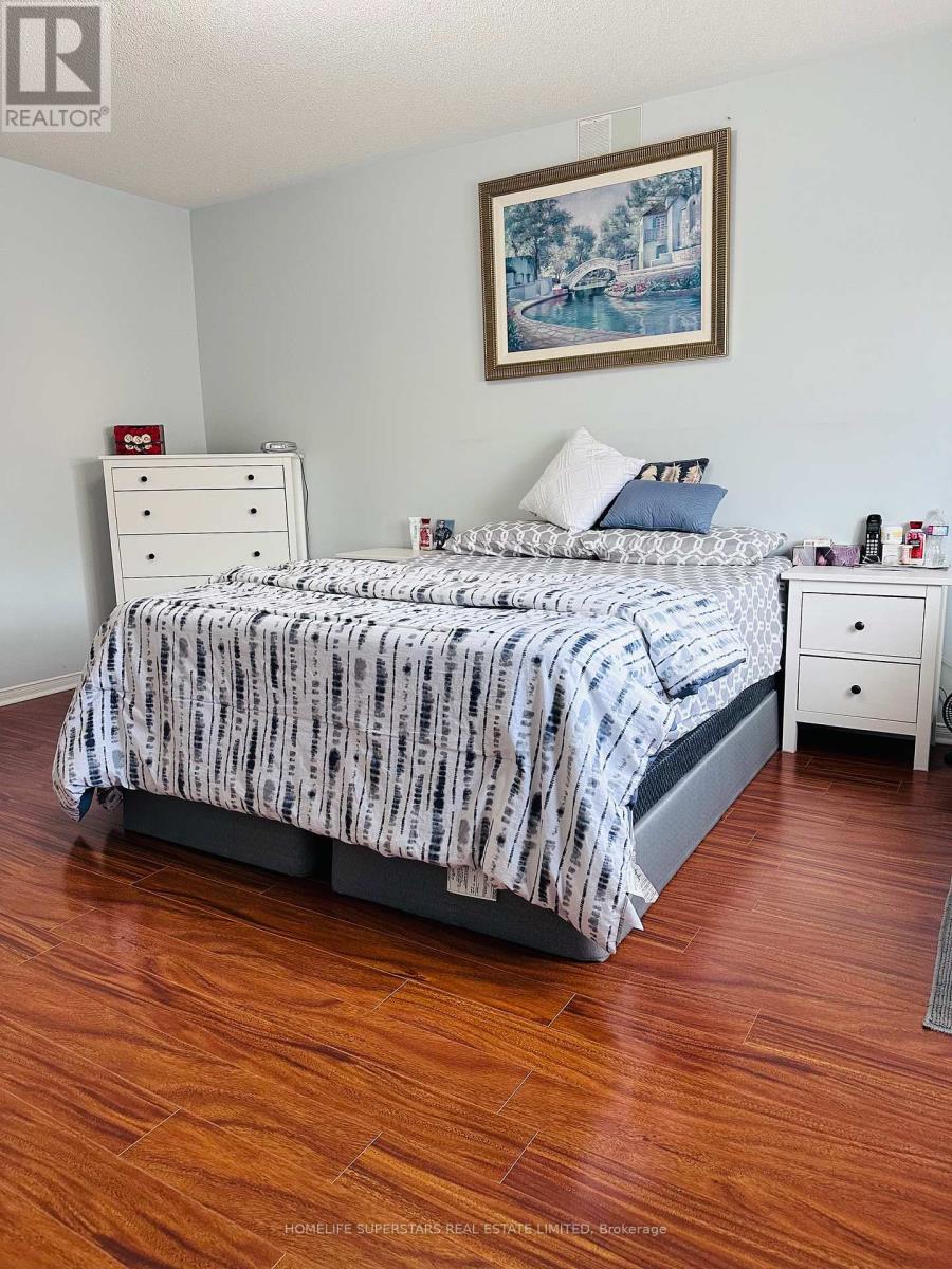 122 Hollingsworth Circle, Brampton, Ontario  L7A 0J5 - Photo 19 - W13679466