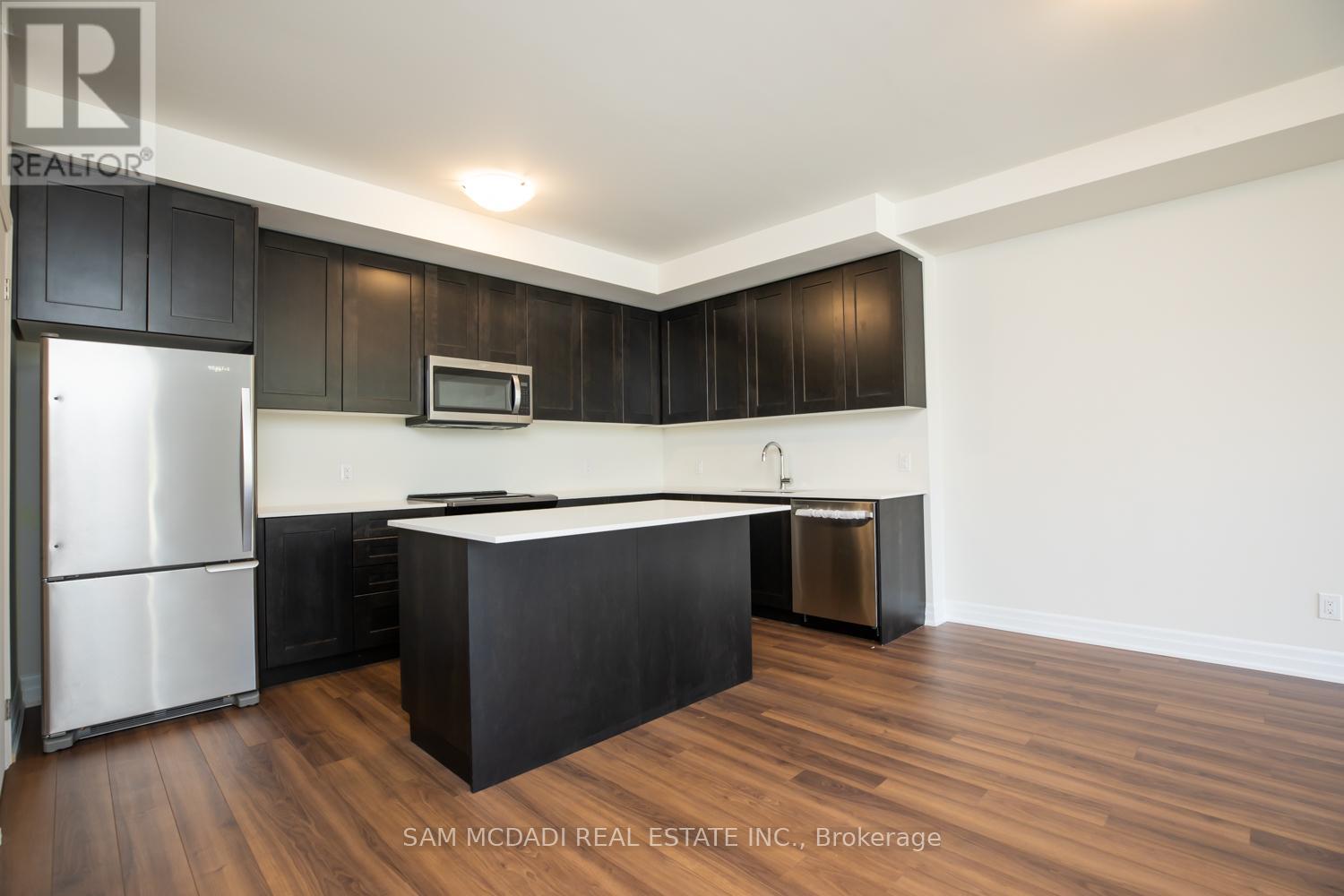 102 - 1180 Cawthra Road, Mississauga, Ontario  L5G 0A5 - Photo 5 - W13679470