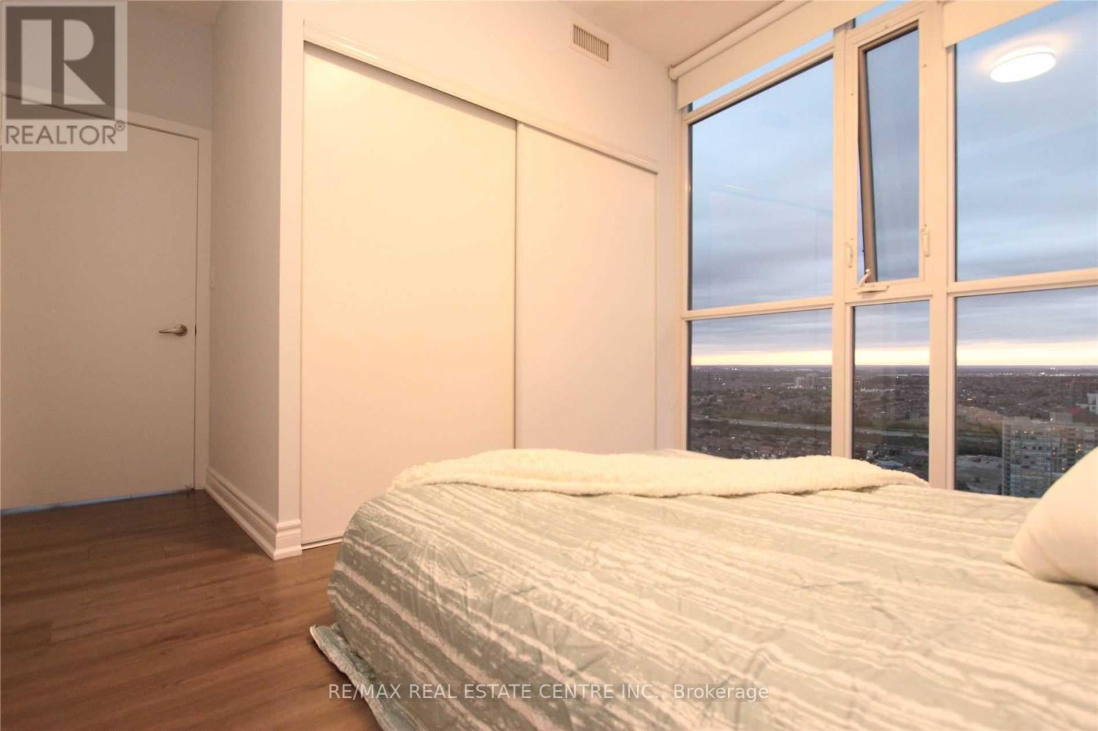 2806 - 4099 Brickstone Mews, Mississauga, Ontario  L5B 0G2 - Photo 17 - W13679488
