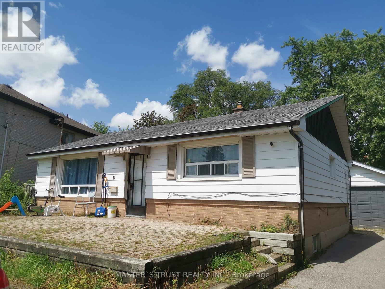 6 Cross Hill Rd Drive, Toronto, Ontario  M1T 3E4 - Photo 2 - E13597134