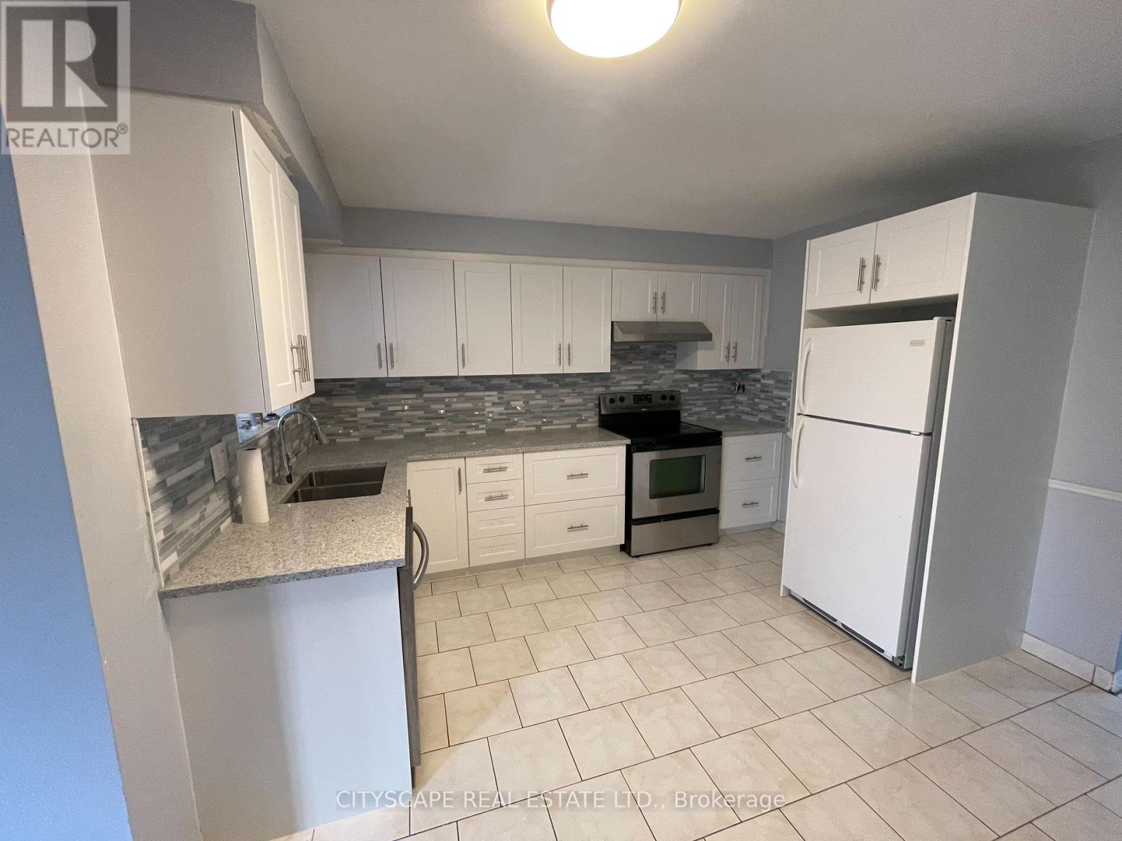 594 Bunting Road, St. Catharines, Ontario  L2M 2Z8 - Photo 2 - X13679440