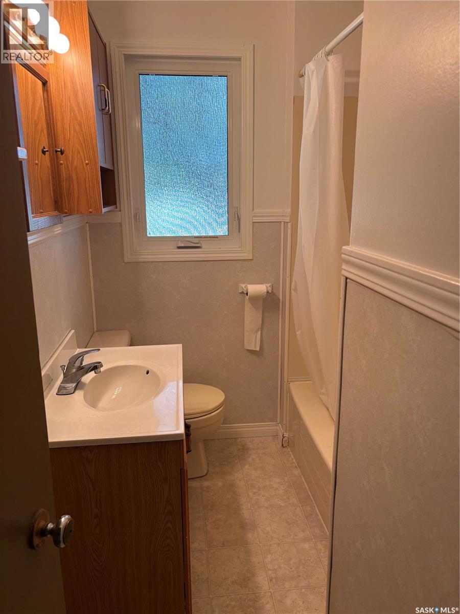 711 Yorkton Avenue, Theodore, Saskatchewan  S0A 4C0 - Photo 11 - SK045391