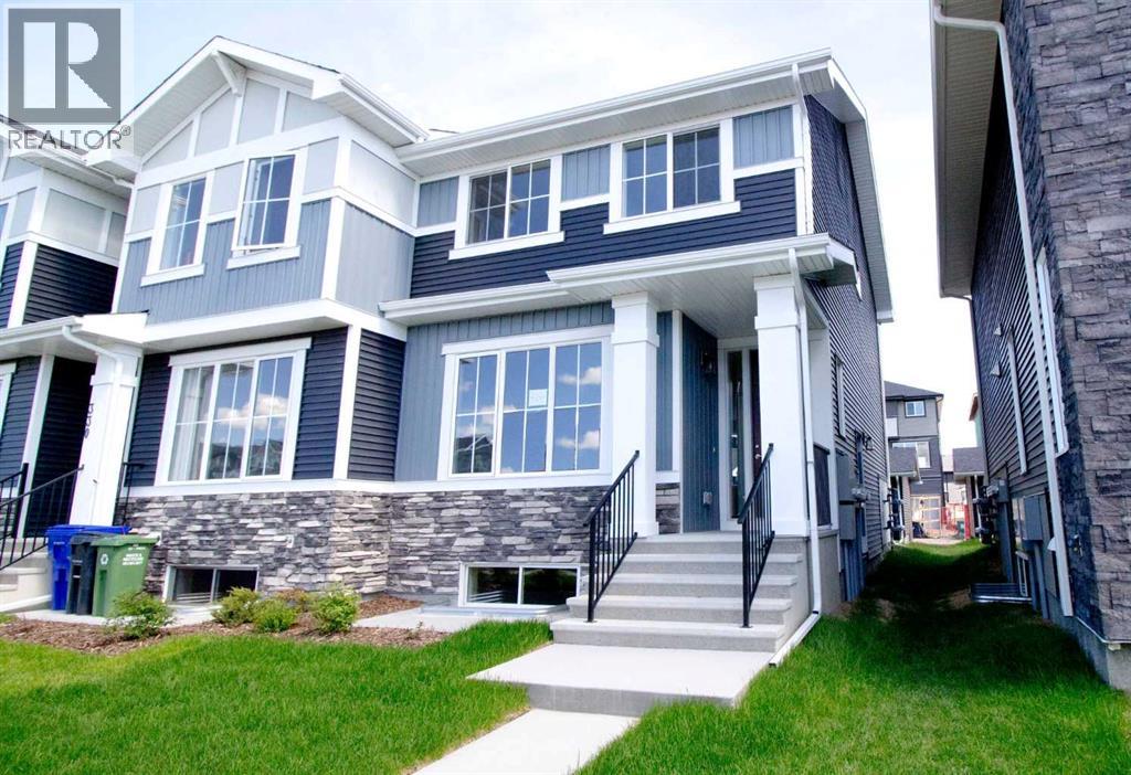 326 Sundown Road, Cochrane, Alberta  T4C 3H2 - Photo 2 - A2312071