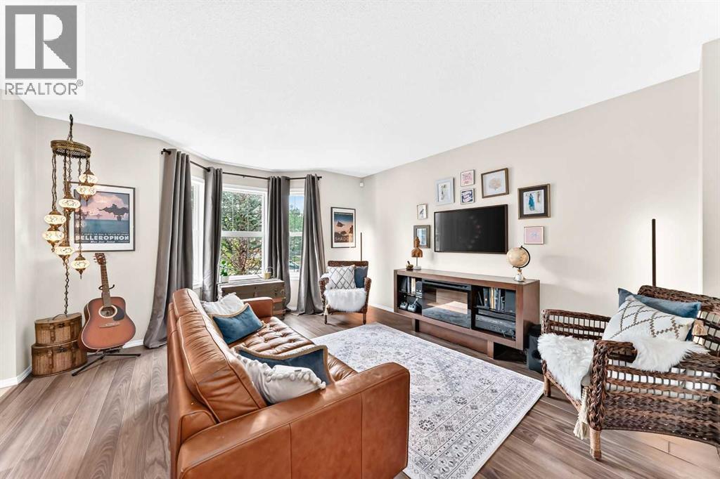 315 Chaparral Valley Drive Se, Calgary, Alberta T2X 0P7 - Photo 5 - A2336936