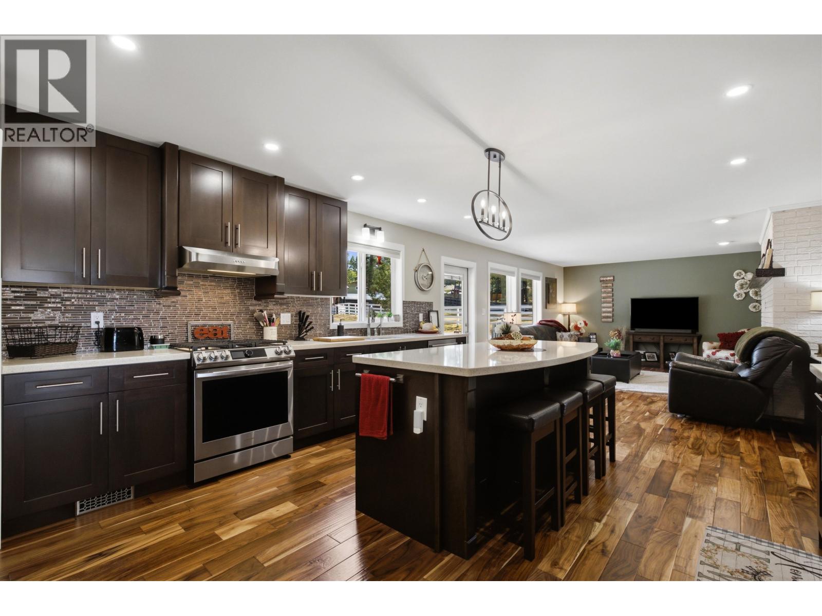 511 Tamarack Road, Williams Lake, British Columbia  V2G 4J2 - Photo 4 - R3156113