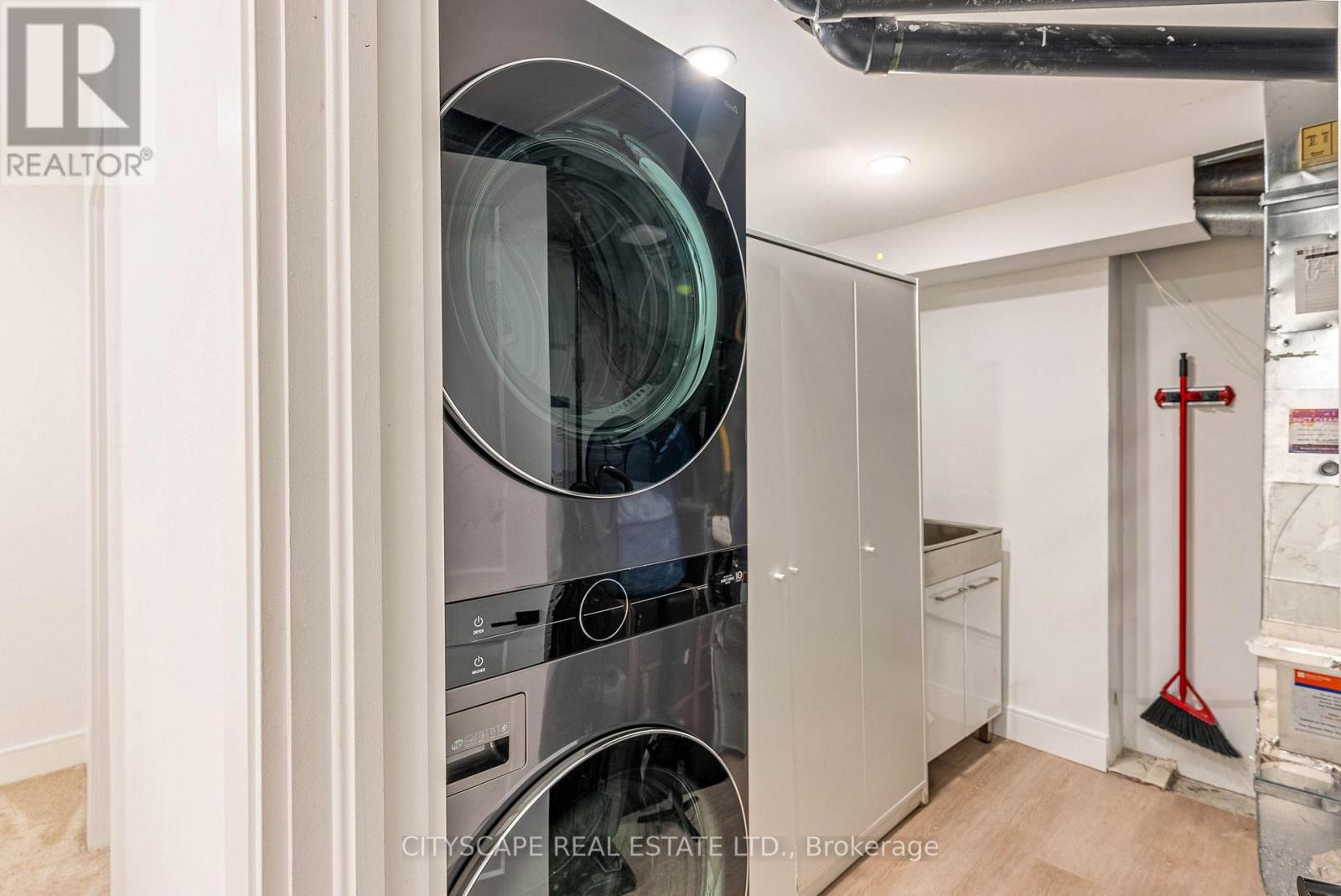 4582 Badminton Drive, Mississauga, Ontario  L5M 3H6 - Photo 49 - W13679362