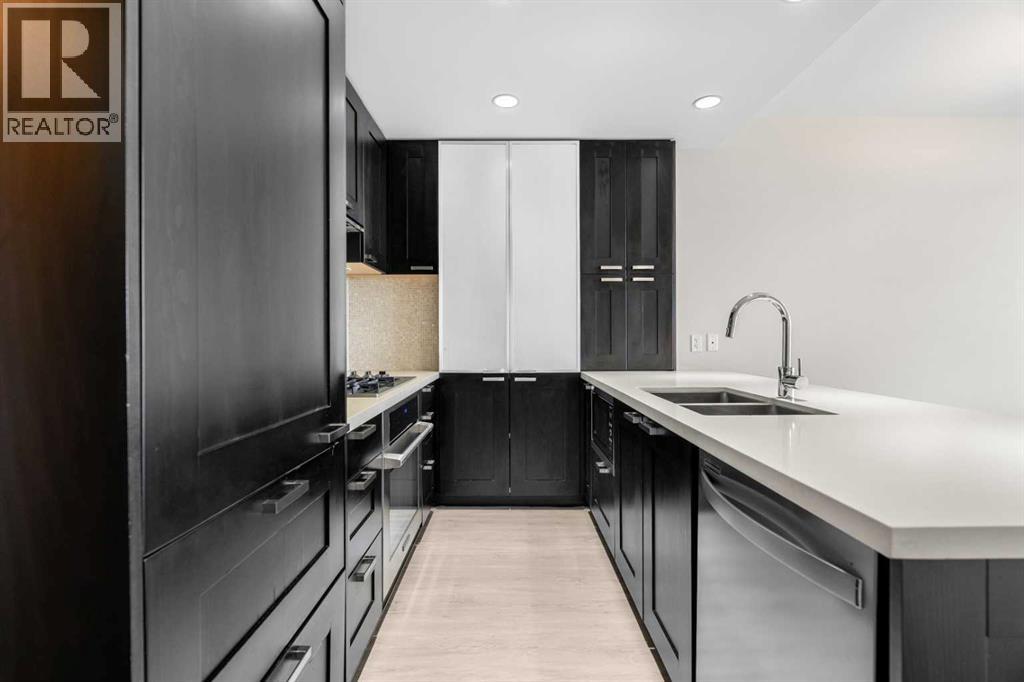 1712, 222 Riverfront Avenue Sw, Calgary, Alberta  T2P 0X2 - Photo 4 - A2319901