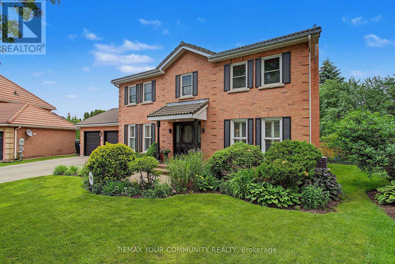 23 Cranberry Lane, Aurora, Ontario L4G 5Y2 - Photo 2 - N13497708