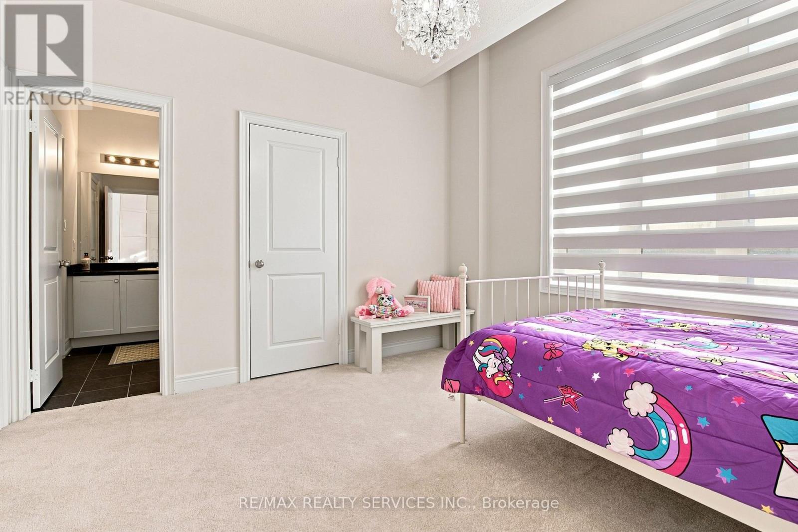194 Coldwell Bay Circle, Vaughan, Ontario L4H 5E9 - Photo 32 - N13679314