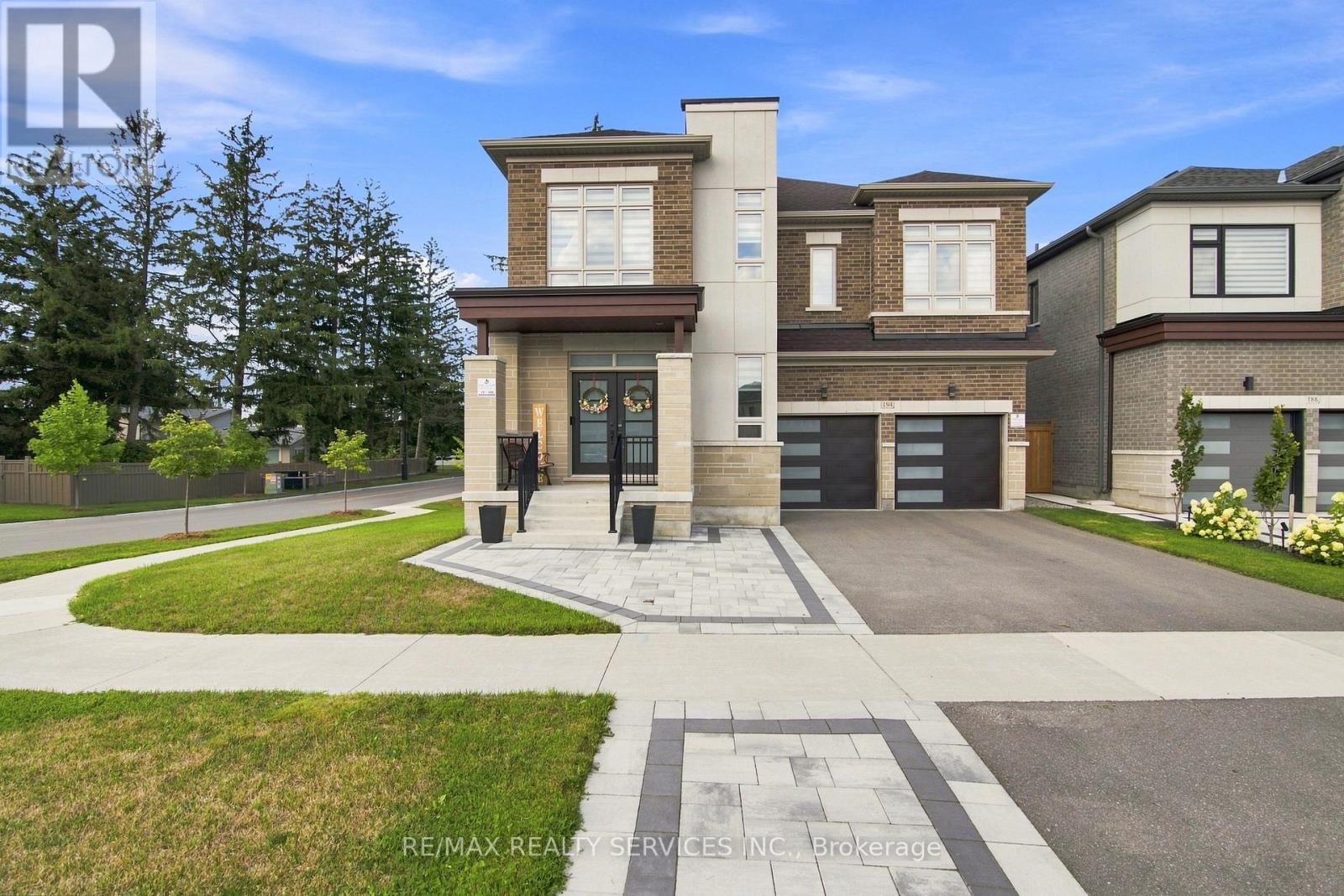 194 Coldwell Bay Circle, Vaughan, Ontario L4H 5E9 - Photo 2 - N13679314