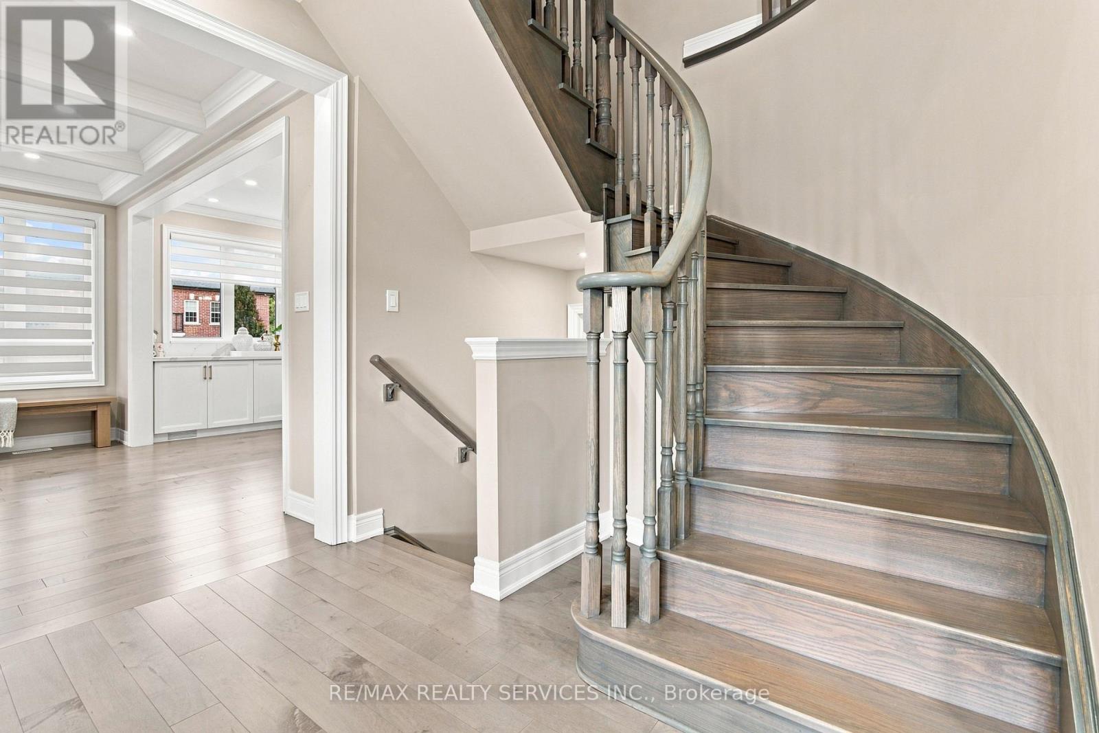 194 Coldwell Bay Circle, Vaughan, Ontario L4H 5E9 - Photo 13 - N13679314