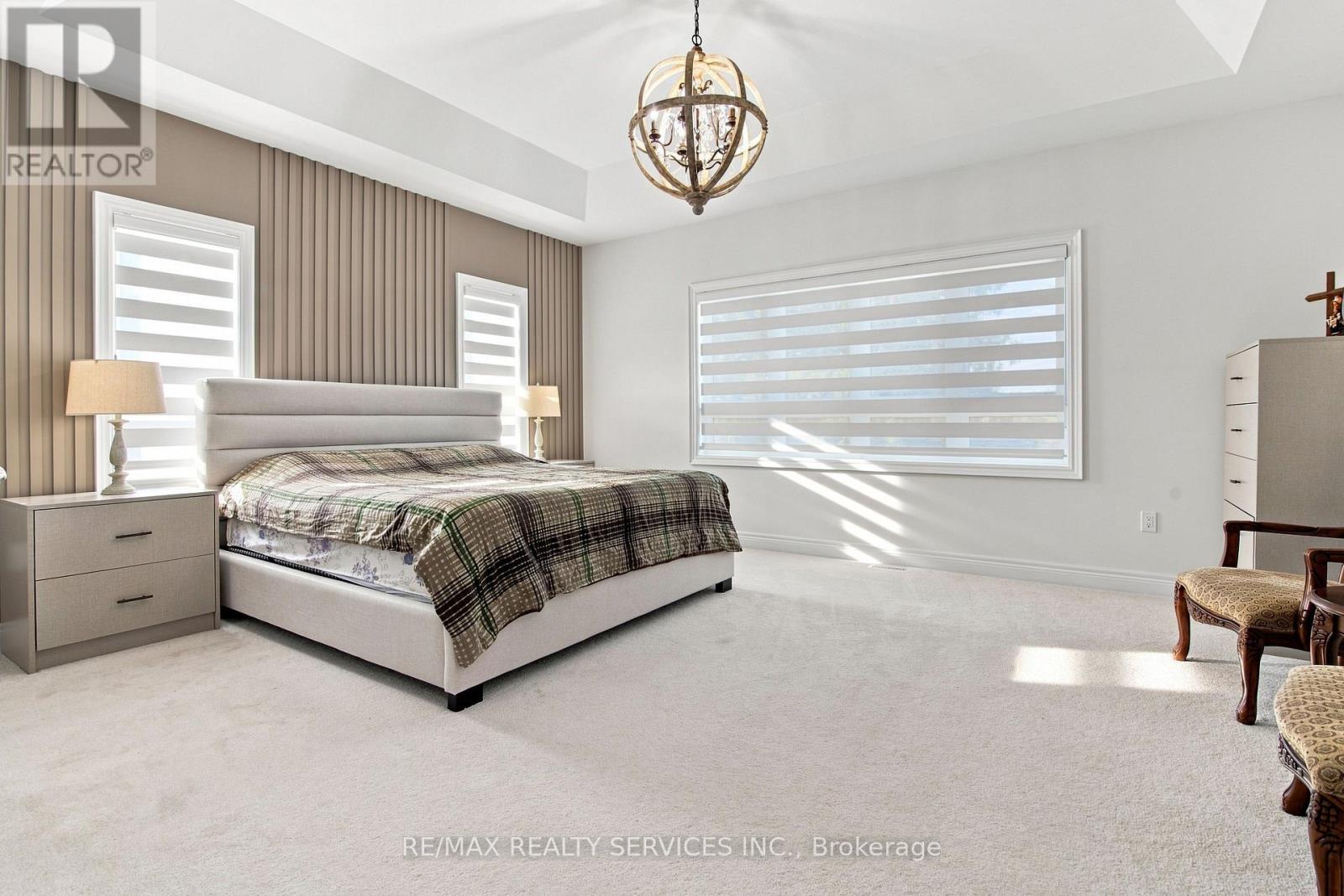 194 Coldwell Bay Circle, Vaughan, Ontario L4H 5E9 - Photo 33 - N13679314