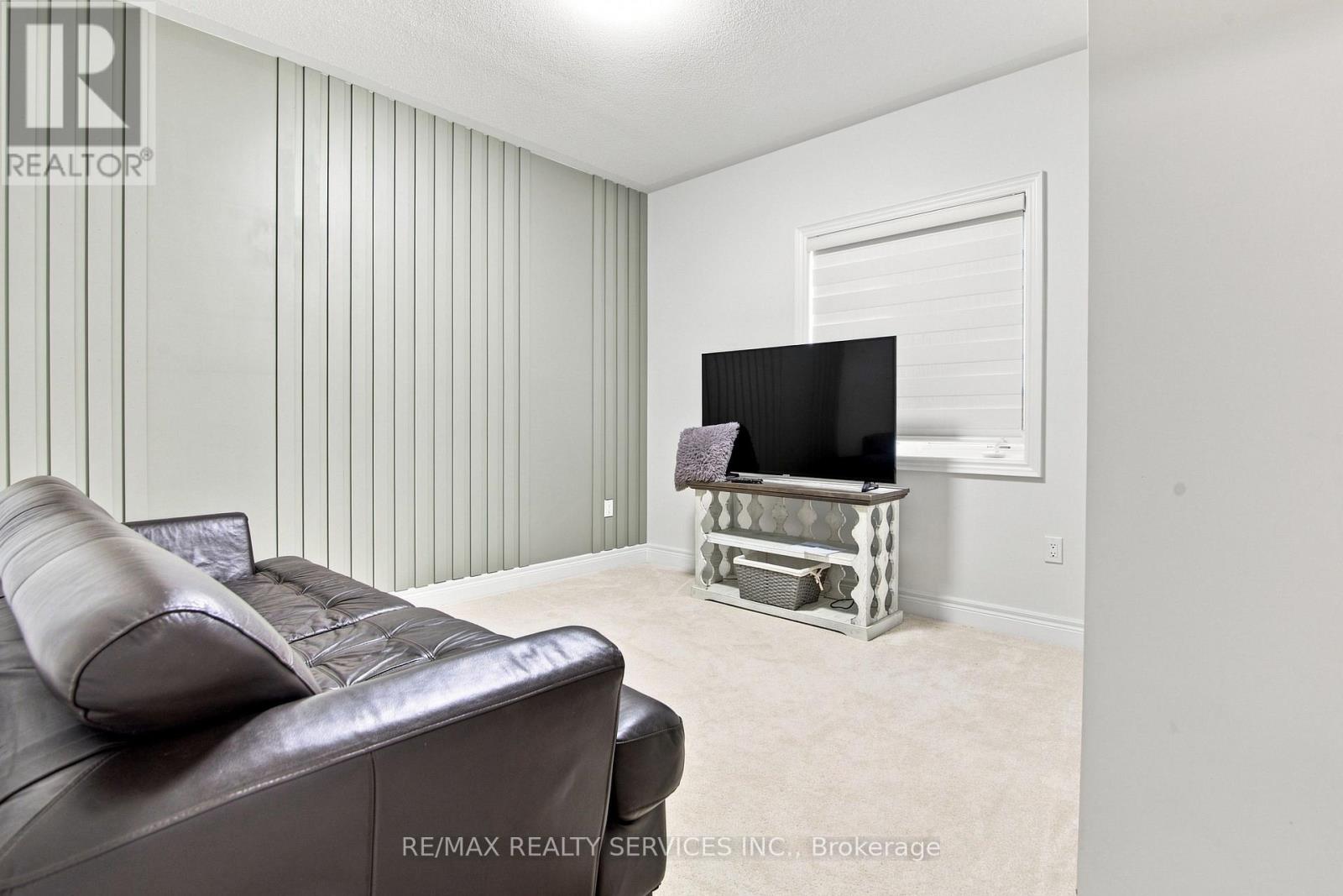194 Coldwell Bay Circle, Vaughan, Ontario L4H 5E9 - Photo 29 - N13679314