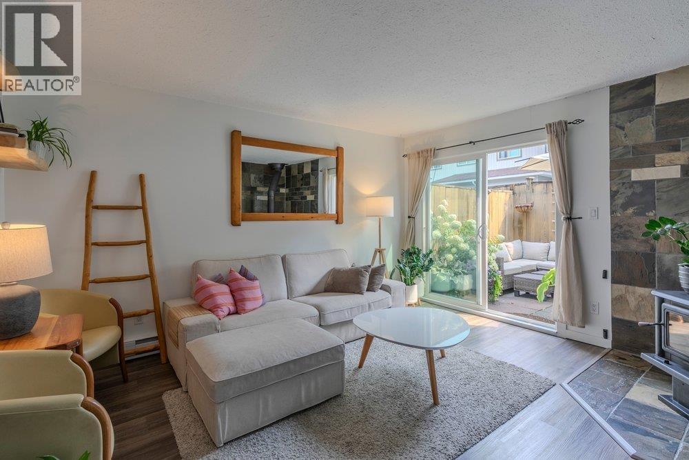 15 39752 Government Road, Squamish, British Columbia  V8B 0G3 - Photo 2 - R3156110