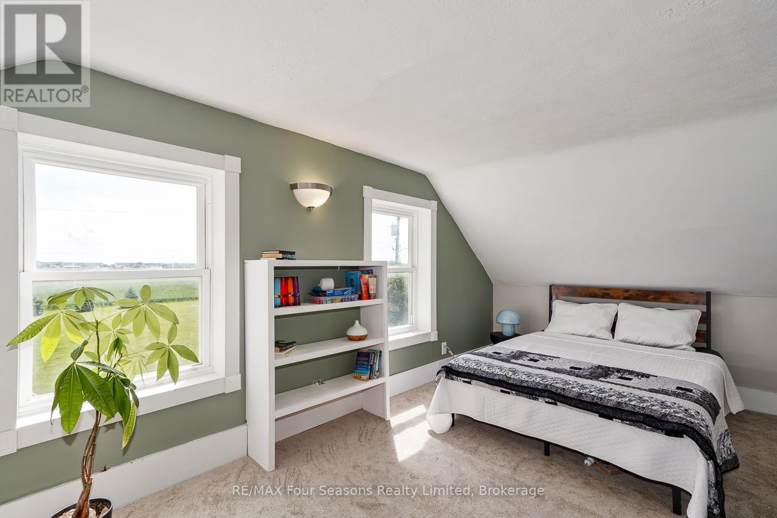 5803 26 Highway, Clearview, Ontario L0M 1S0 - Photo 26 - S13679502