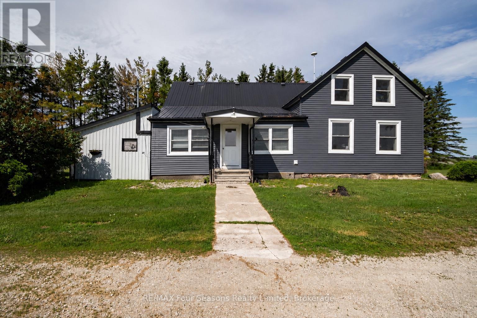 5803 26 Highway, Clearview, Ontario L0M 1S0 - Photo 7 - S13679502