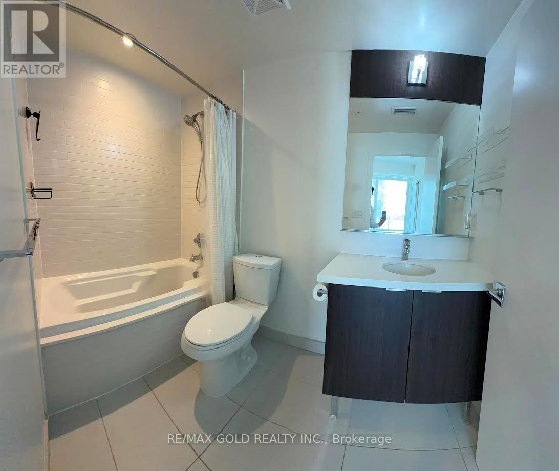1206 - 21 Widmer Street, Toronto, Ontario  M5V 0B8 - Photo 12 - C13679508