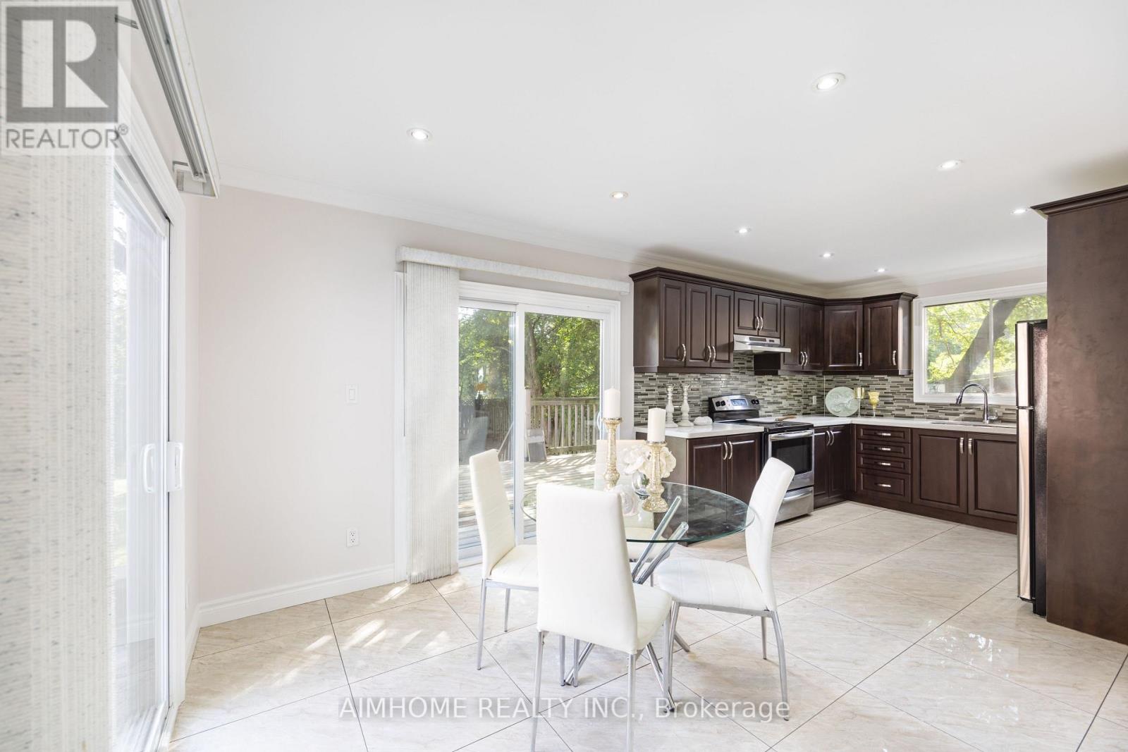 471 Cummer Avenue, Toronto, Ontario  M2M 2G4 - Photo 7 - C13679522