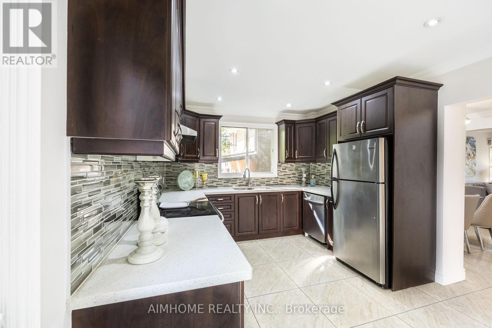 471 Cummer Avenue, Toronto, Ontario  M2M 2G4 - Photo 9 - C13679522