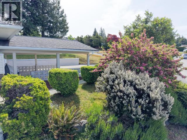 4092 Westview Ave, Powell River, British Columbia   - Photo 8 - 20140