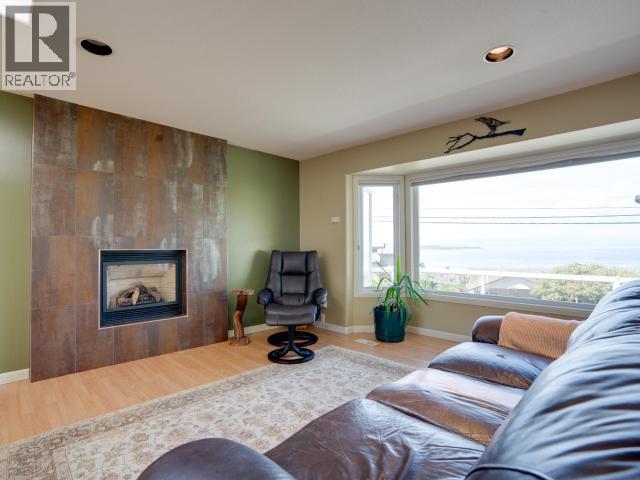 4092 Westview Ave, Powell River, British Columbia   - Photo 40 - 20140