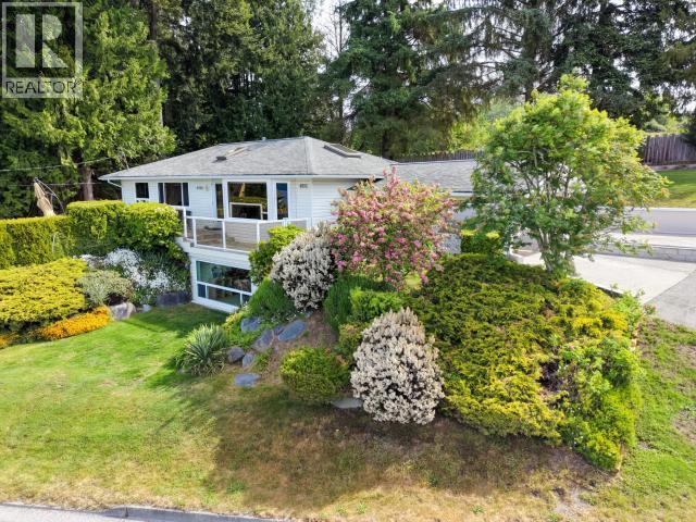 4092 Westview Ave, Powell River, British Columbia   - Photo 6 - 20140