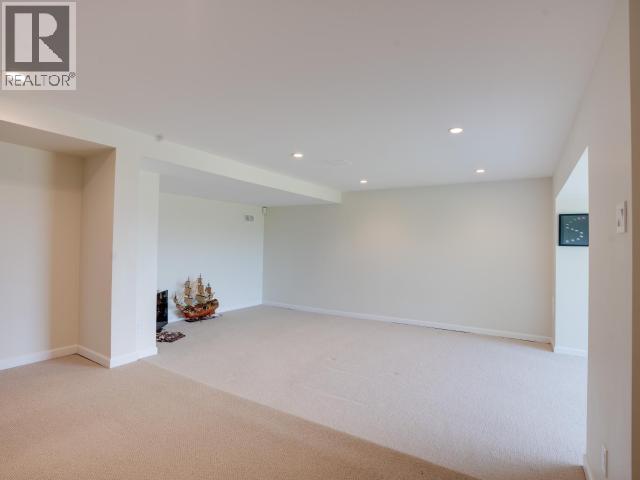 4092 Westview Ave, Powell River, British Columbia   - Photo 61 - 20140